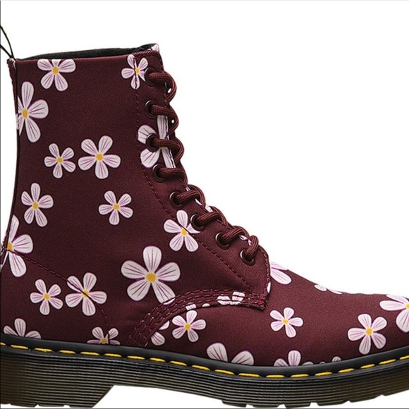 Dr. Martens | Page 8 Eye Meadow Cherry Boots Sz 5 - Picture 5 of 13
